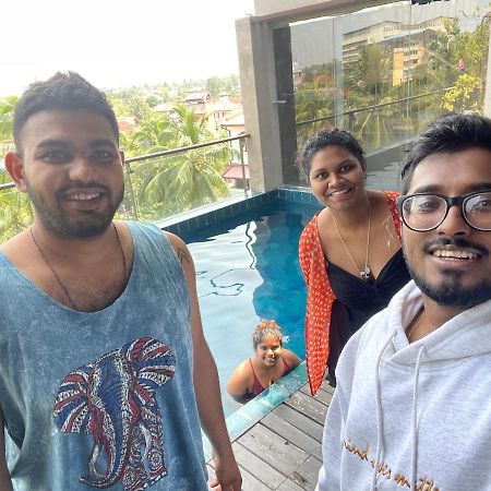 Penton45 - Luxury Penthouse Apartment Negombo Esterno foto