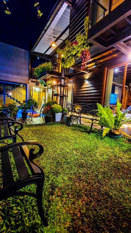 Penton45 - Luxury Penthouse Apartment Negombo Esterno foto