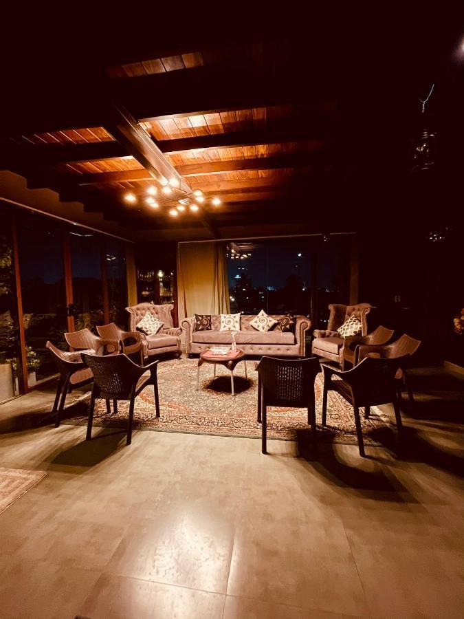 Penton45 - Luxury Penthouse Apartment Negombo Esterno foto